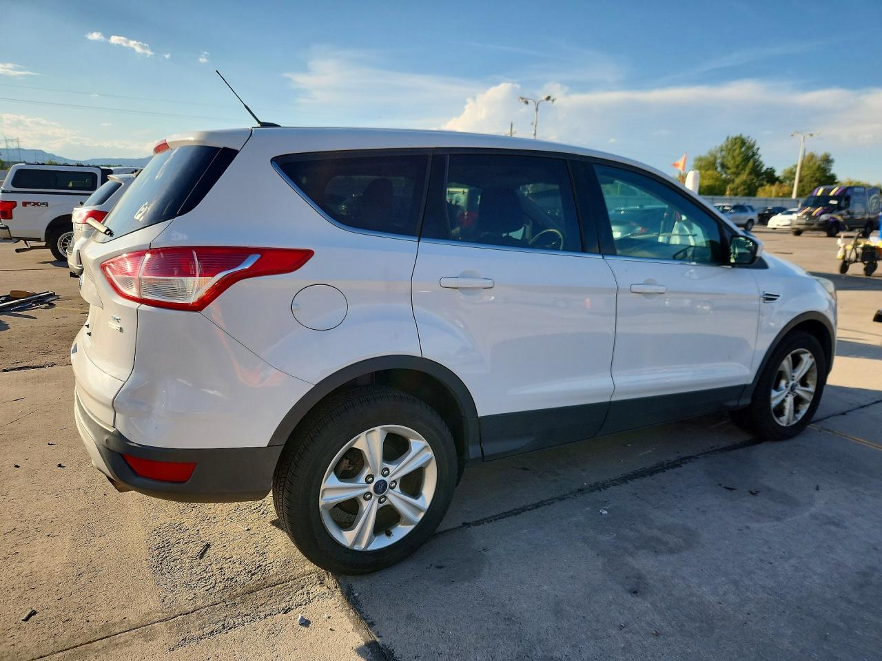 2016 Ford Escape Se - Фото 3