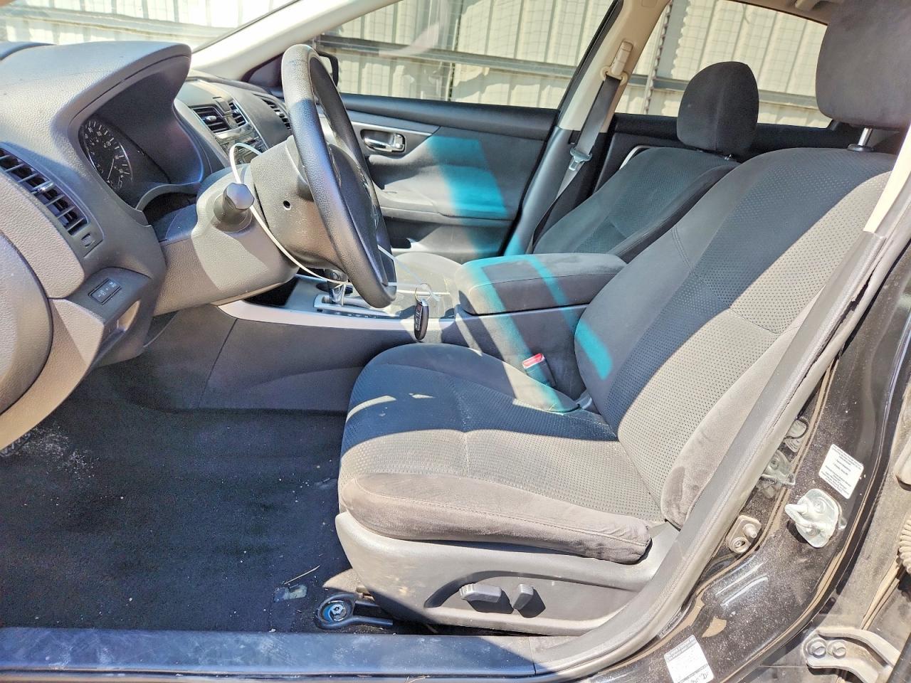 2015 Nissan Altima 2.5 S - Фото 7
