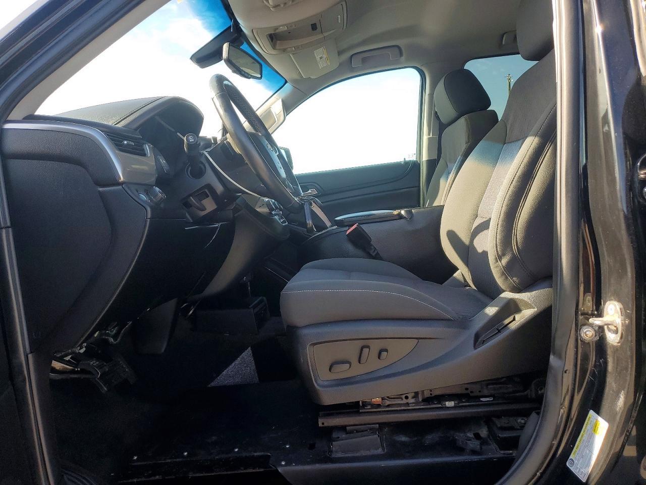 2015 Chevrolet Suburban C1500 Ls - Фото 7