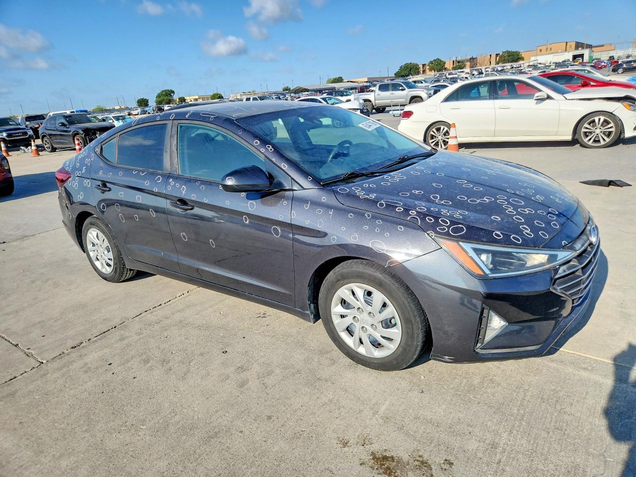 2020 Hyundai Elantra Se - Image 4
