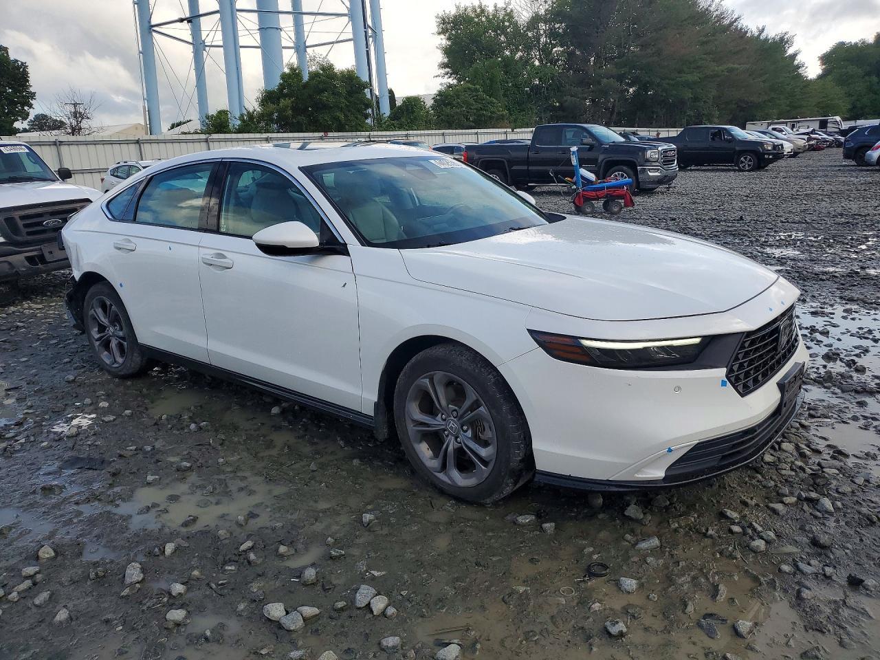 2024 Honda Accord Hybrid Exl - Image 4