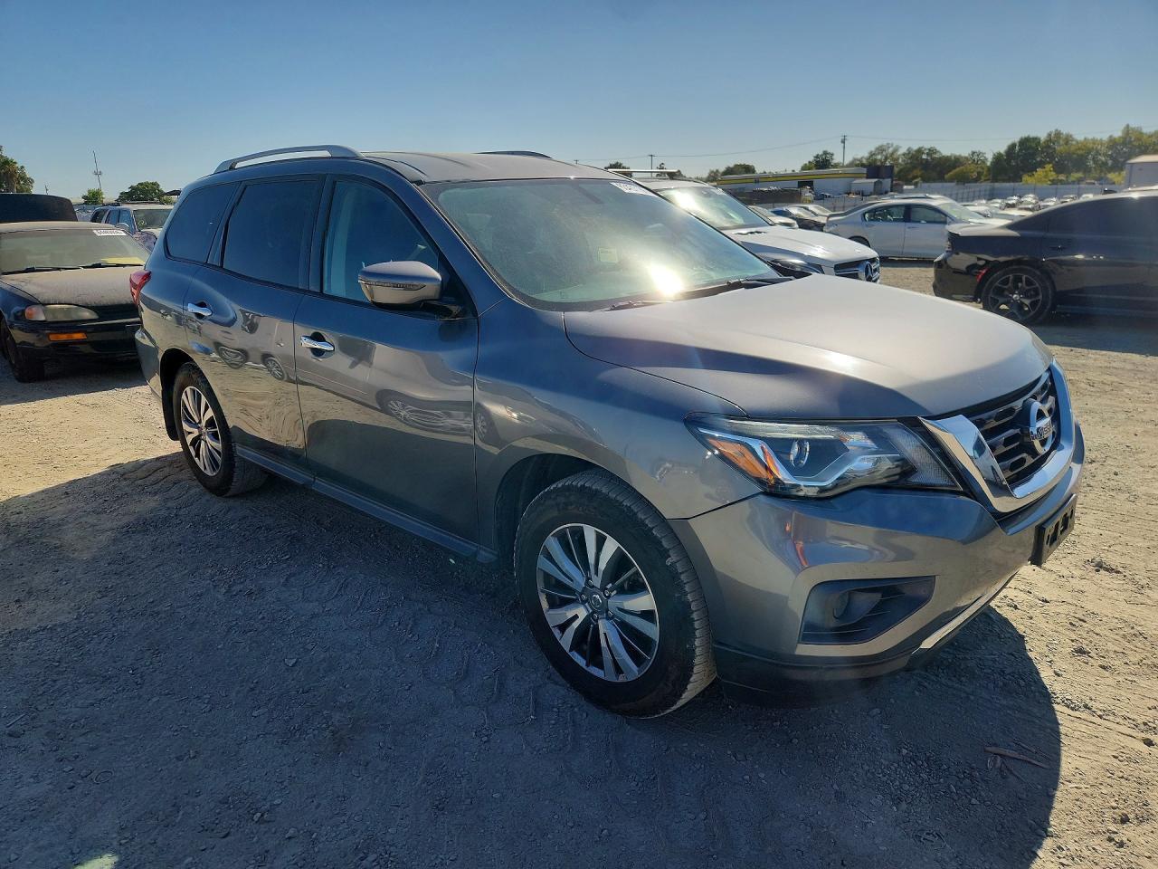 2025 Nissan Pathfinder S - Фото 4