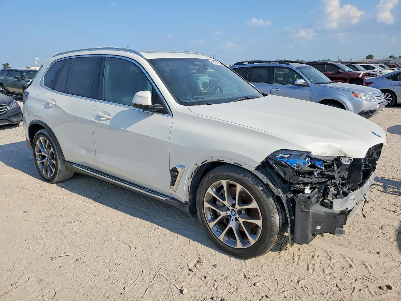 2024 BMW X5 xDrive50E - Фото 4