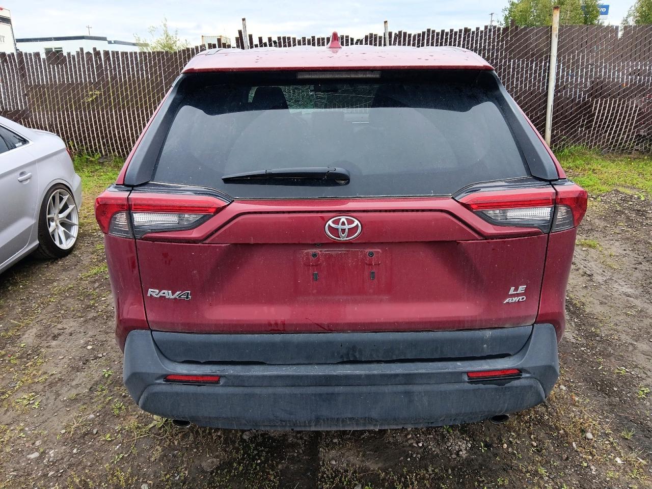 2025 Toyota Rav4 Le - Image 6