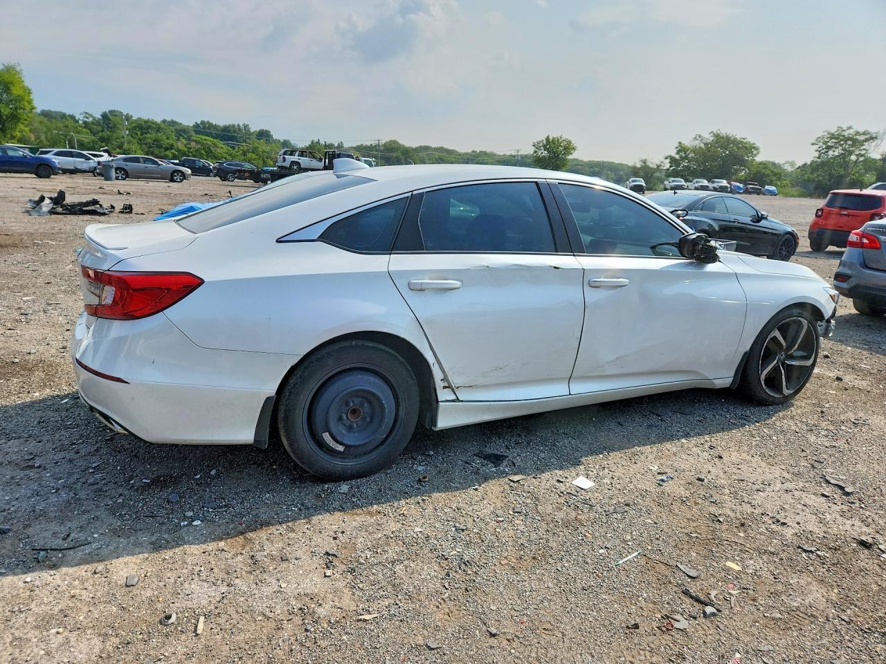 2020 Honda Accord Sport - Фото 3