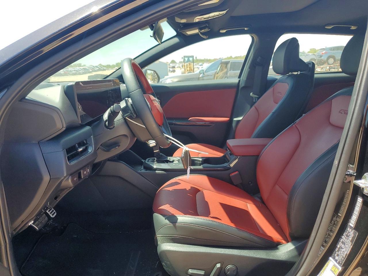 2025 Kia K4 Gt-Line Turbo - Image 7