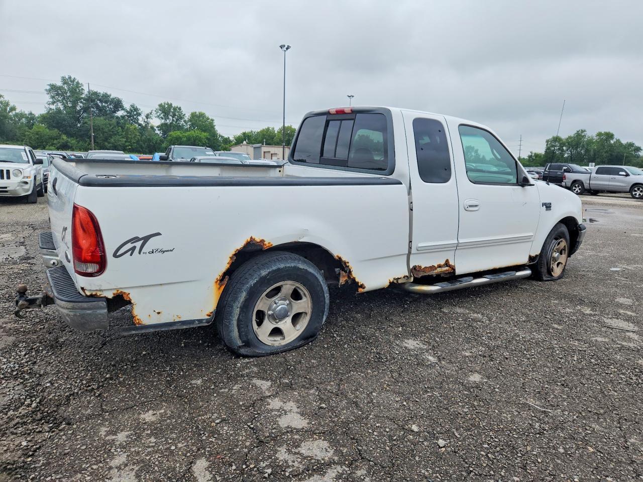 2000 Ford F150 - Image 3