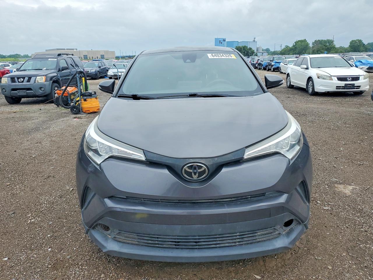 2019 Toyota C-Hr Le - Фото 5
