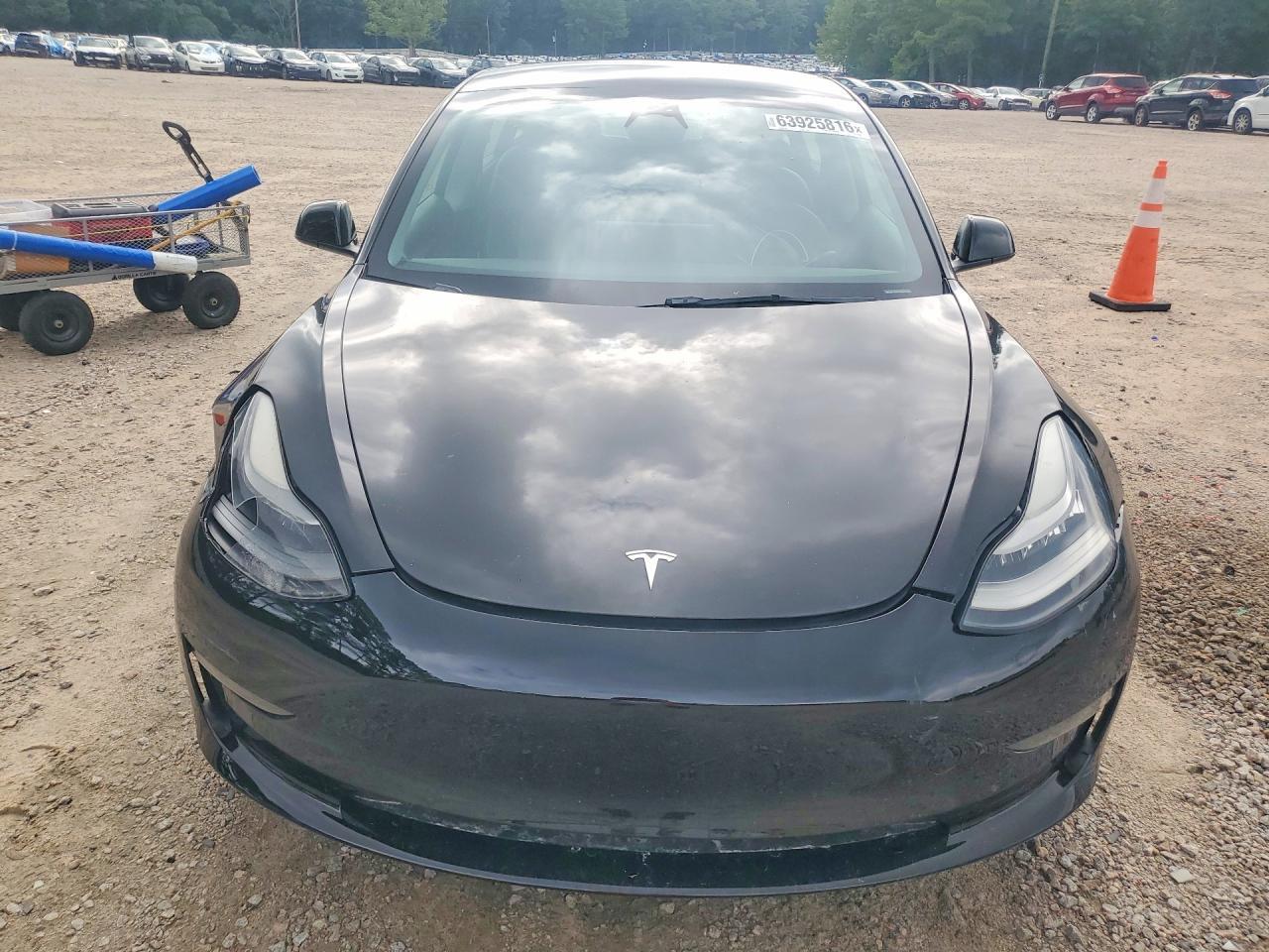 2021 Tesla Model 3 - Image 5