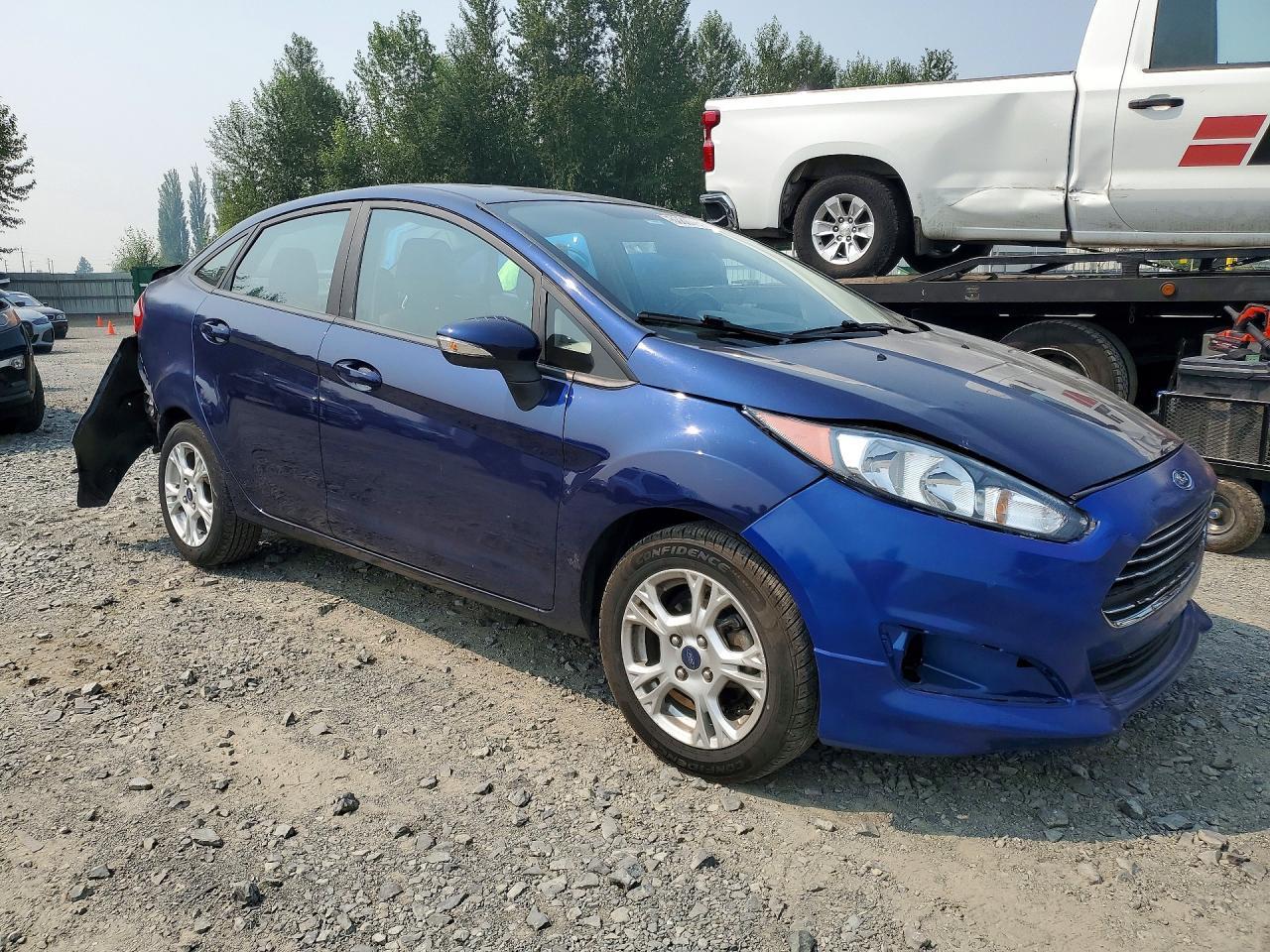 2016 Ford Fiesta Se - Фото 4