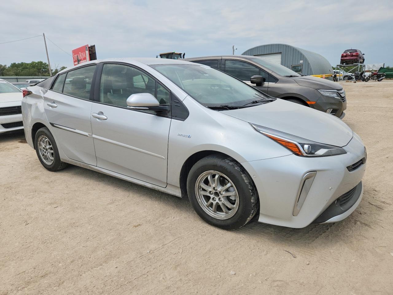 2019 Toyota Prius Le Awd-E - Фото 4