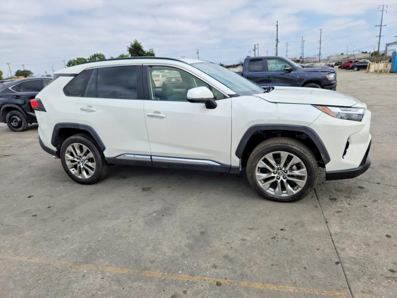 2019 Toyota Rav4 Limited - Фото 4