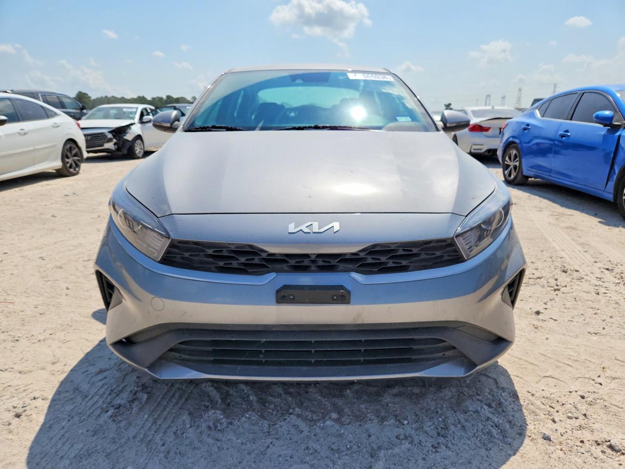 2024 Kia Forte Lxs - Image 5