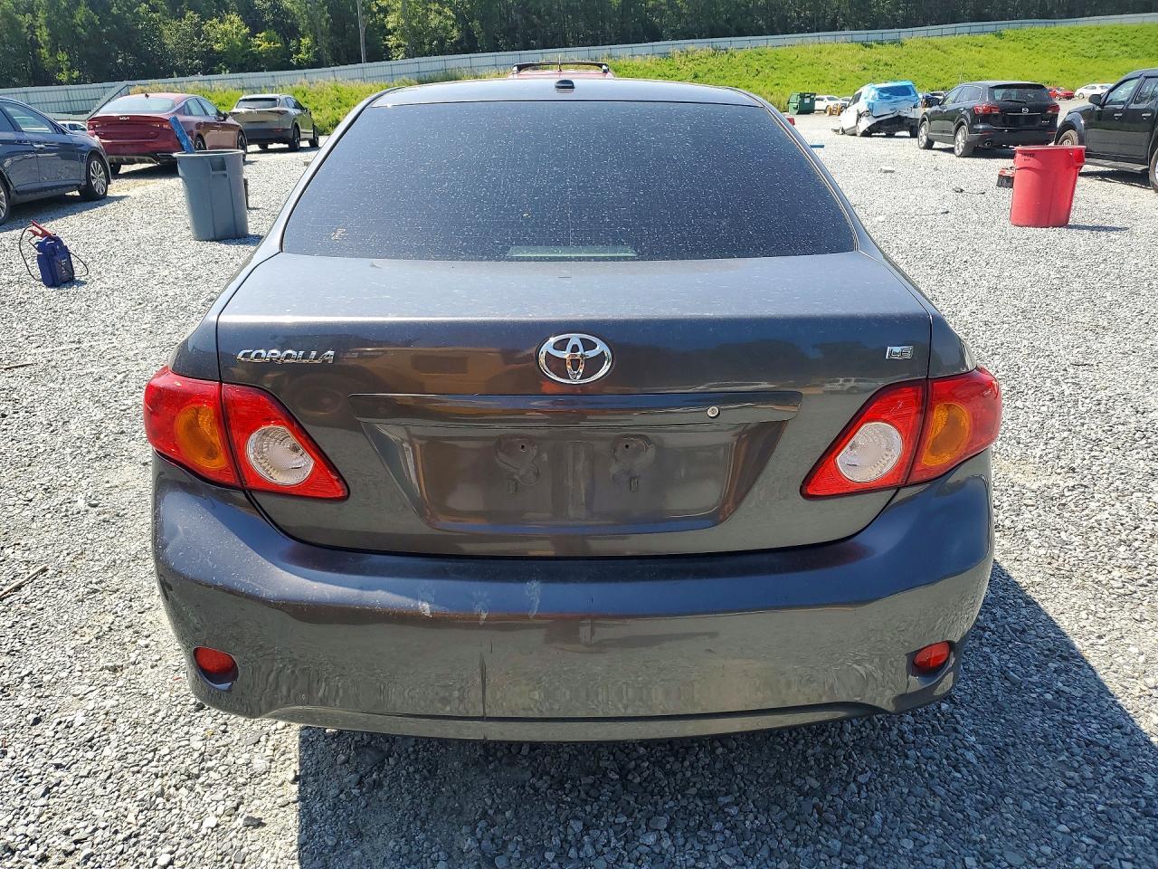 2009 Toyota Corolla Le - Image 6
