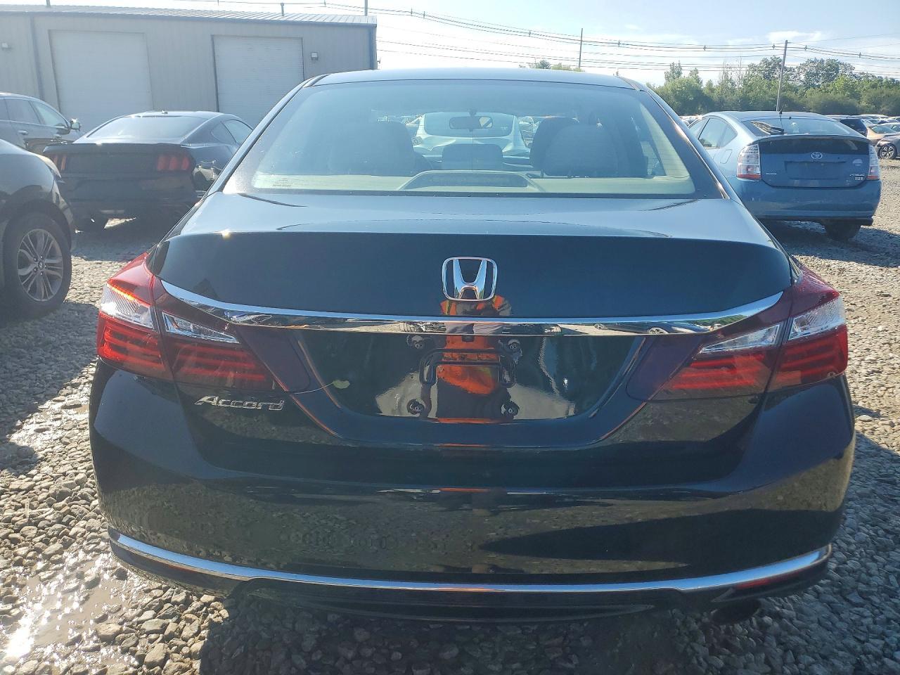 2017 Honda Accord Lx - Image 6