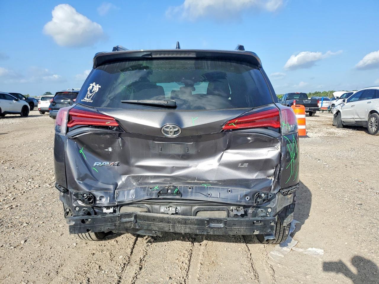 2017 Toyota Rav4 Le - Фото 6