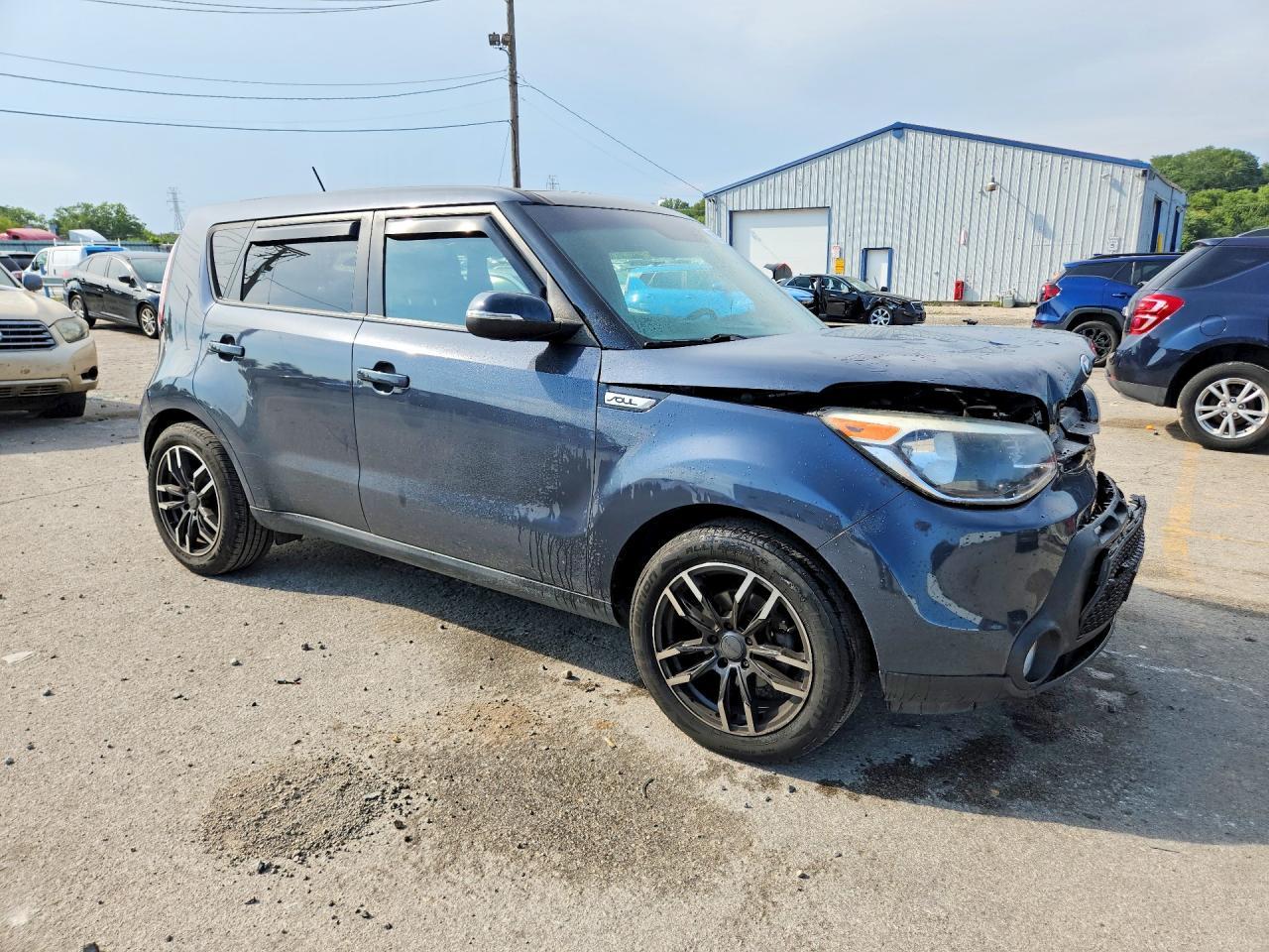 2019 Kia Carnival Lx + - Фото 4