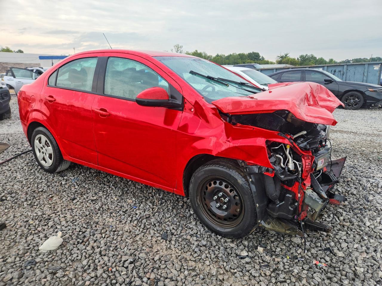 2015 Chevrolet Sonic Ls - Фото 4