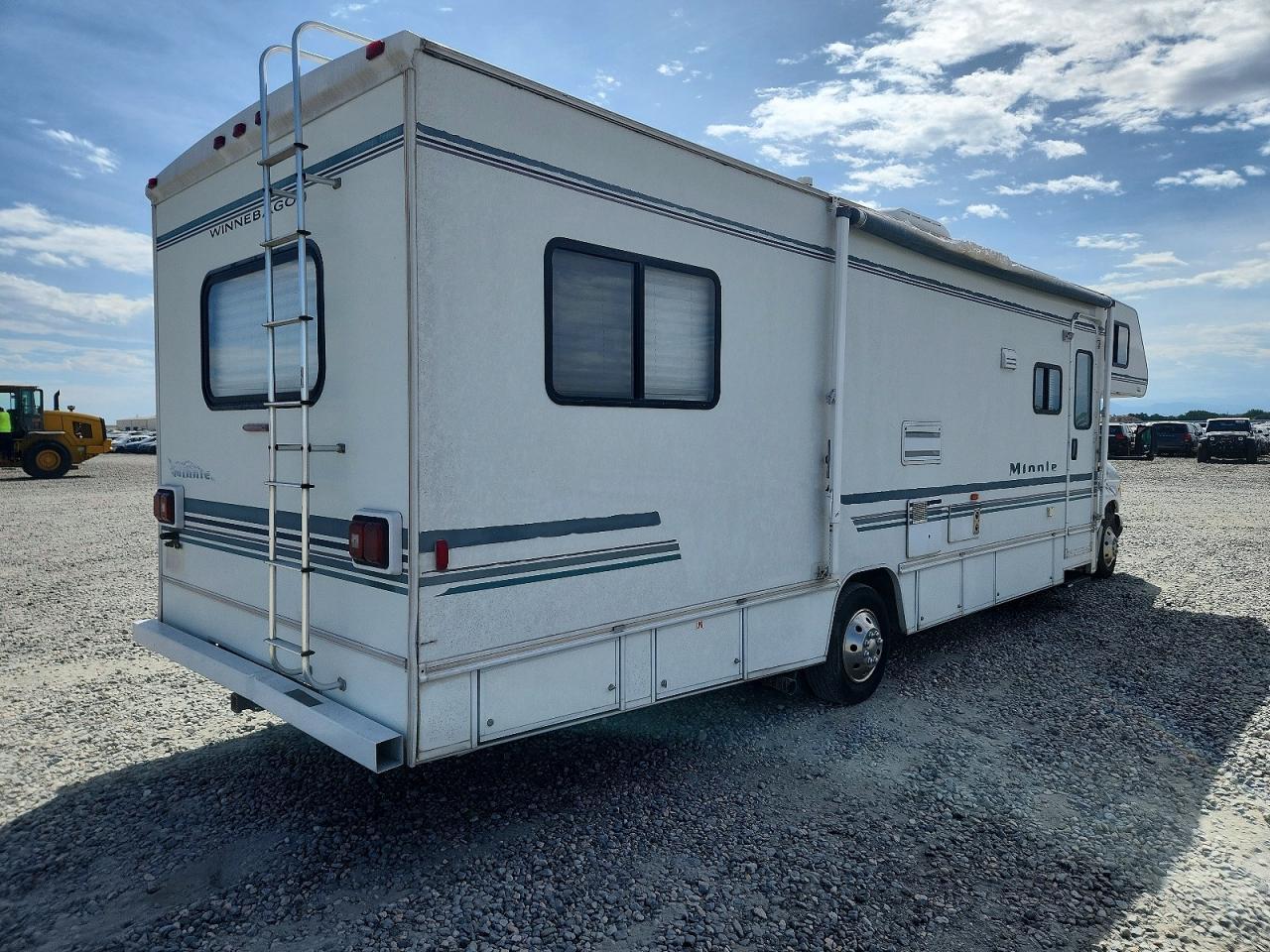 2001 Winnebago Minnie Rv - Фото 4