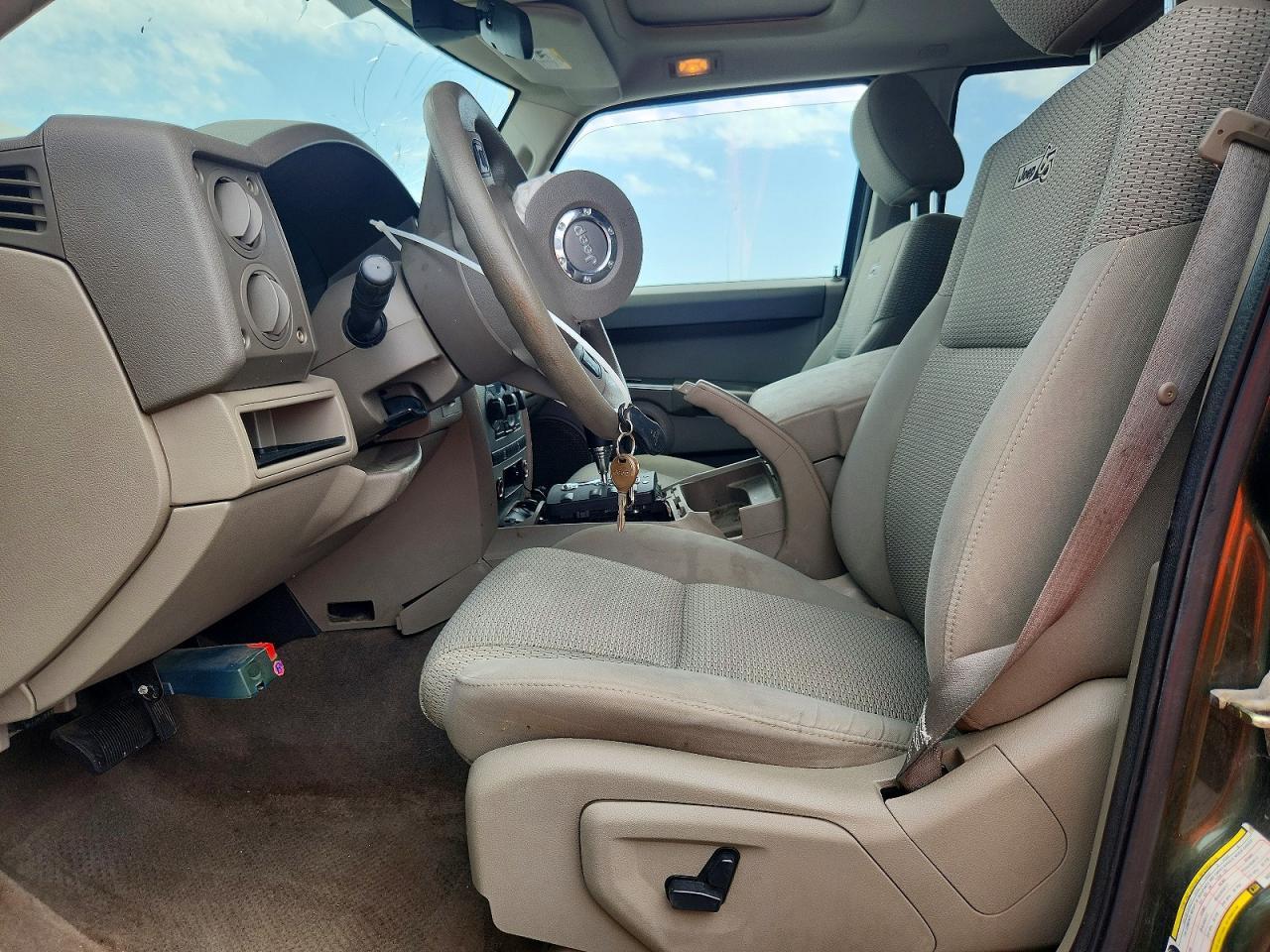 2006 Jeep Commander - Фото 7
