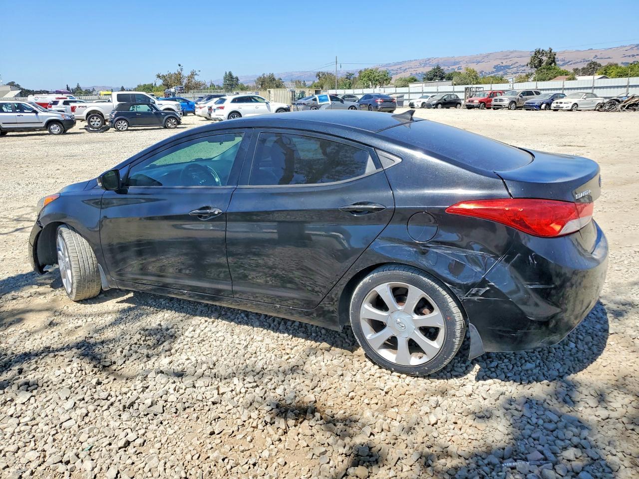 2013 Hyundai Elantra Limited - Фото 2