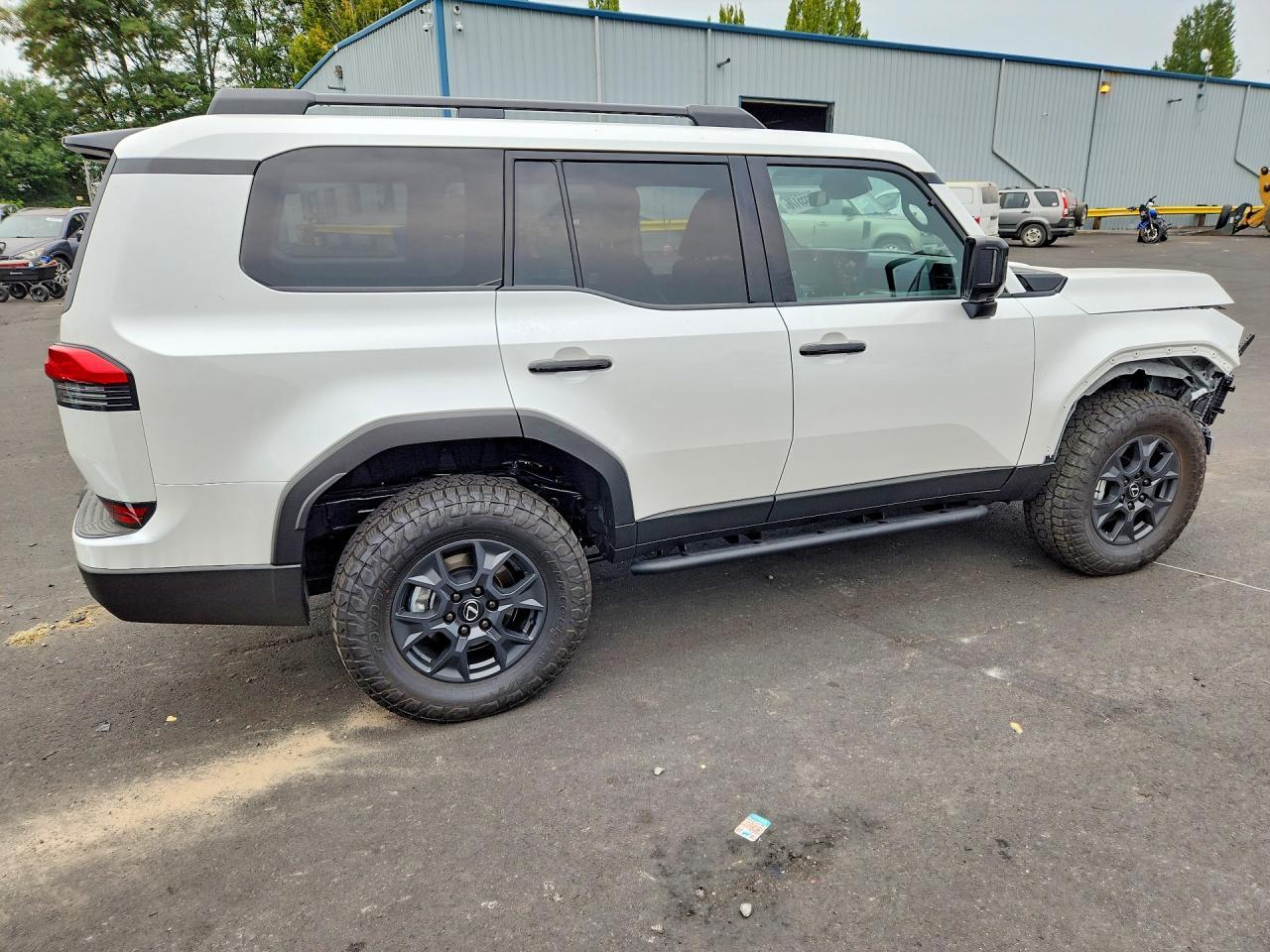 2026 Lexus Gx 550 Overtrail+ - Image 3
