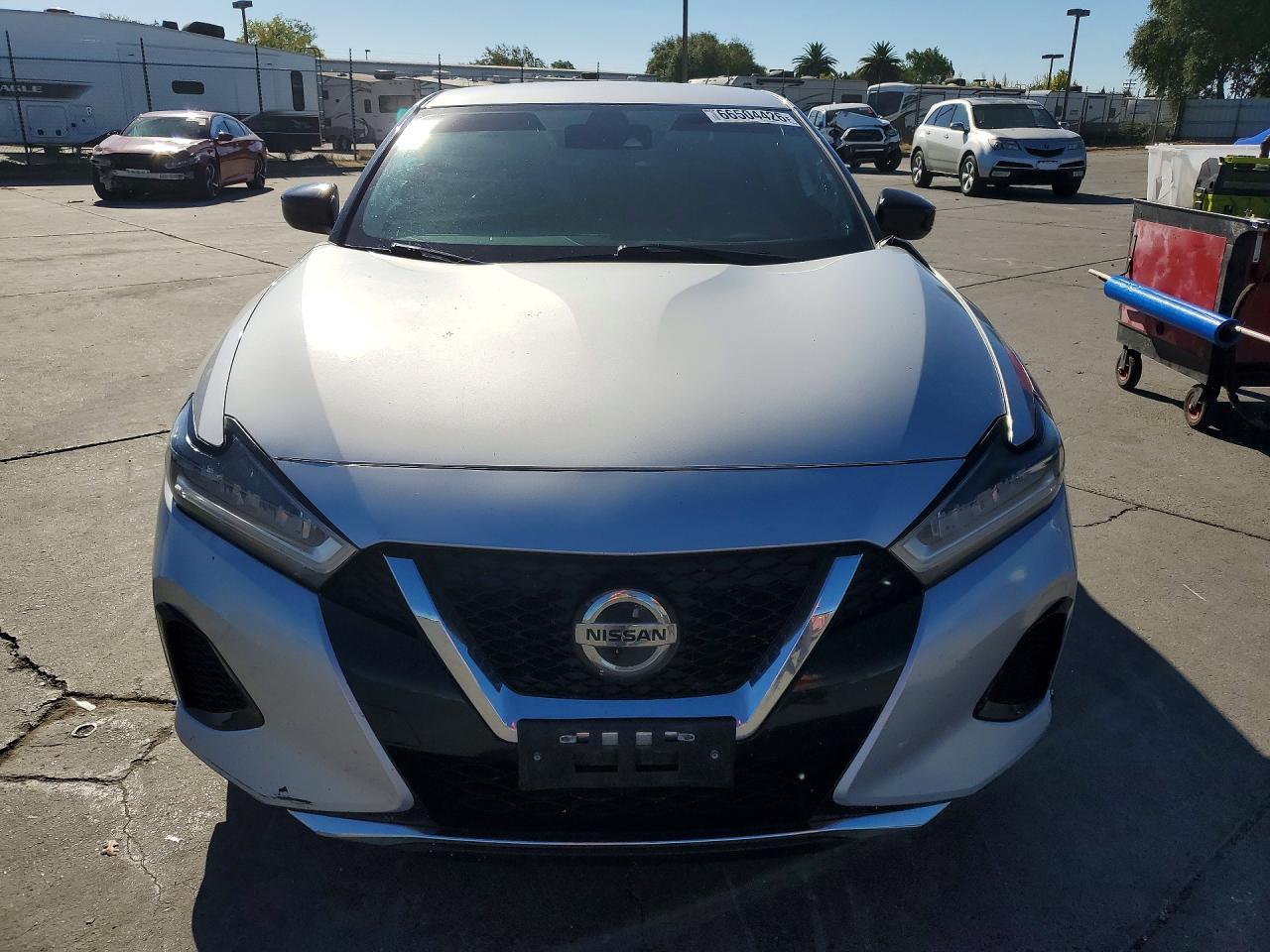 2020 Nissan Maxima S - Image 5