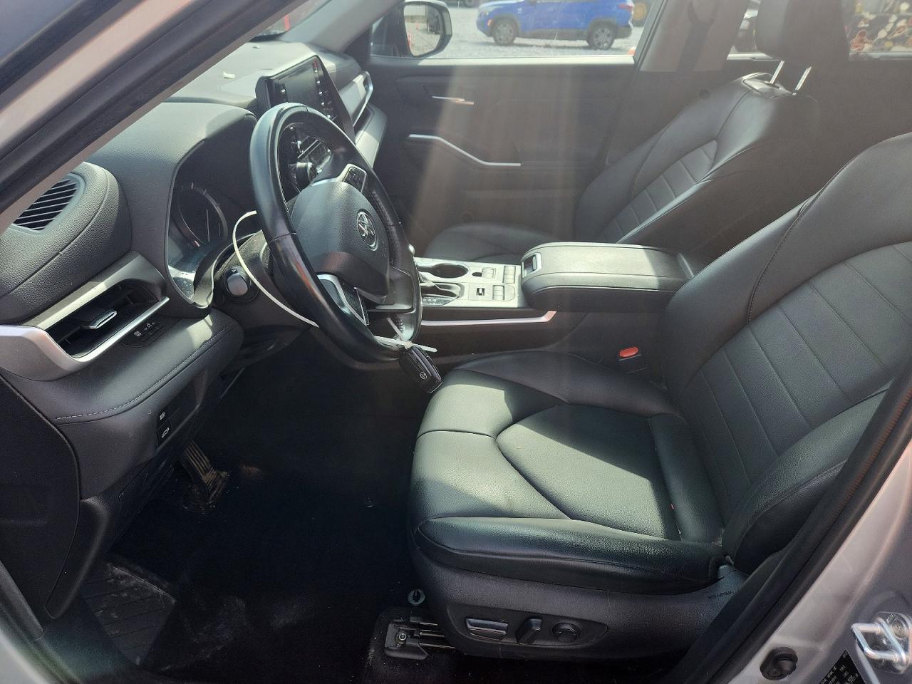 2022 Toyota Highlander Xle - Image 7