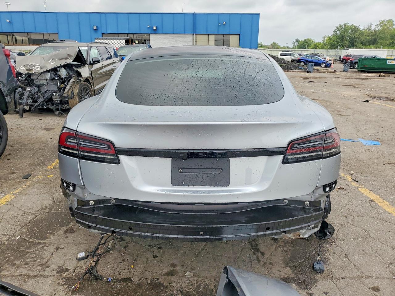 2026 Tesla Model S - Фото 6