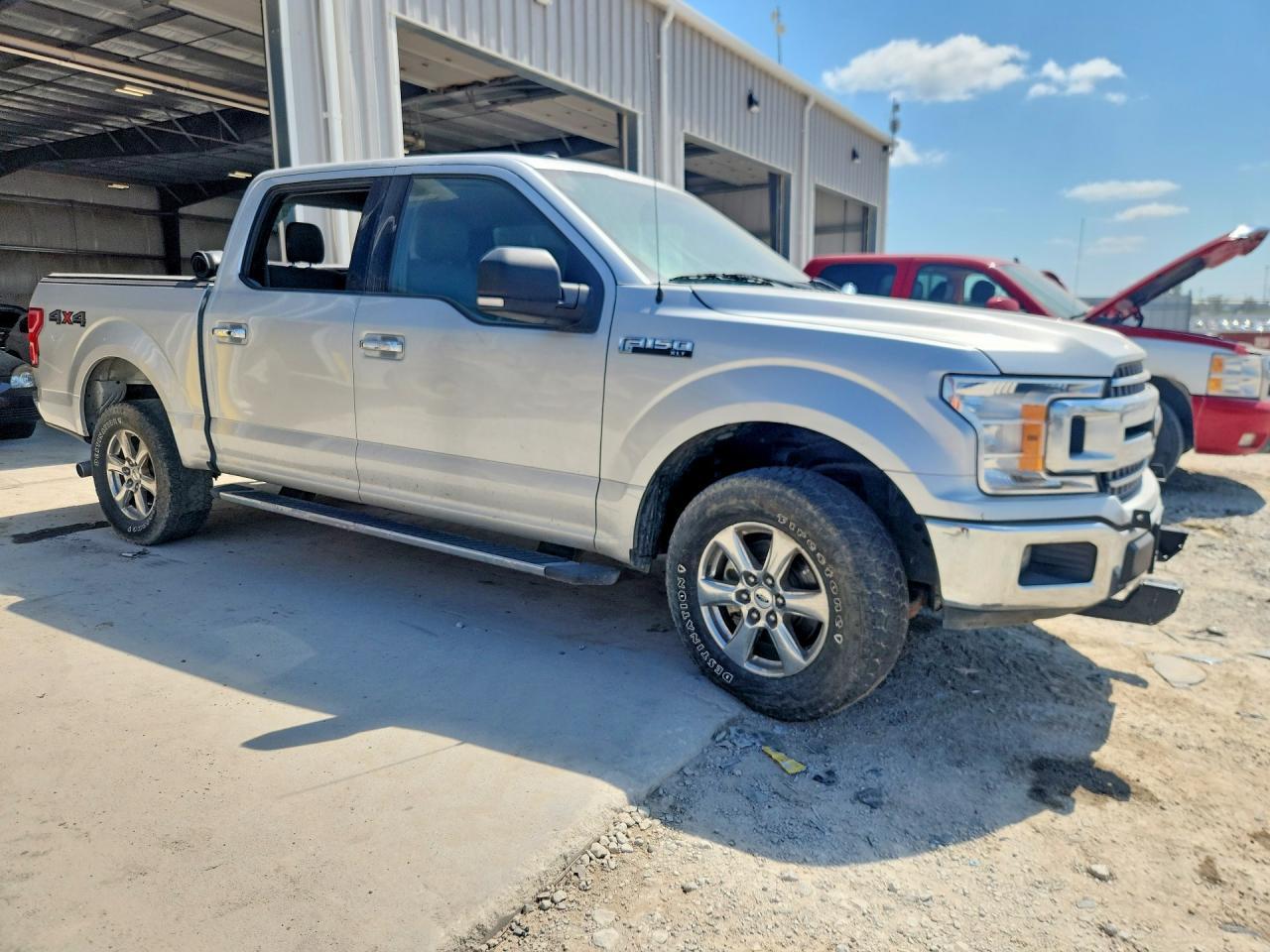 2018 Ford F150 Supercrew - Фото 4