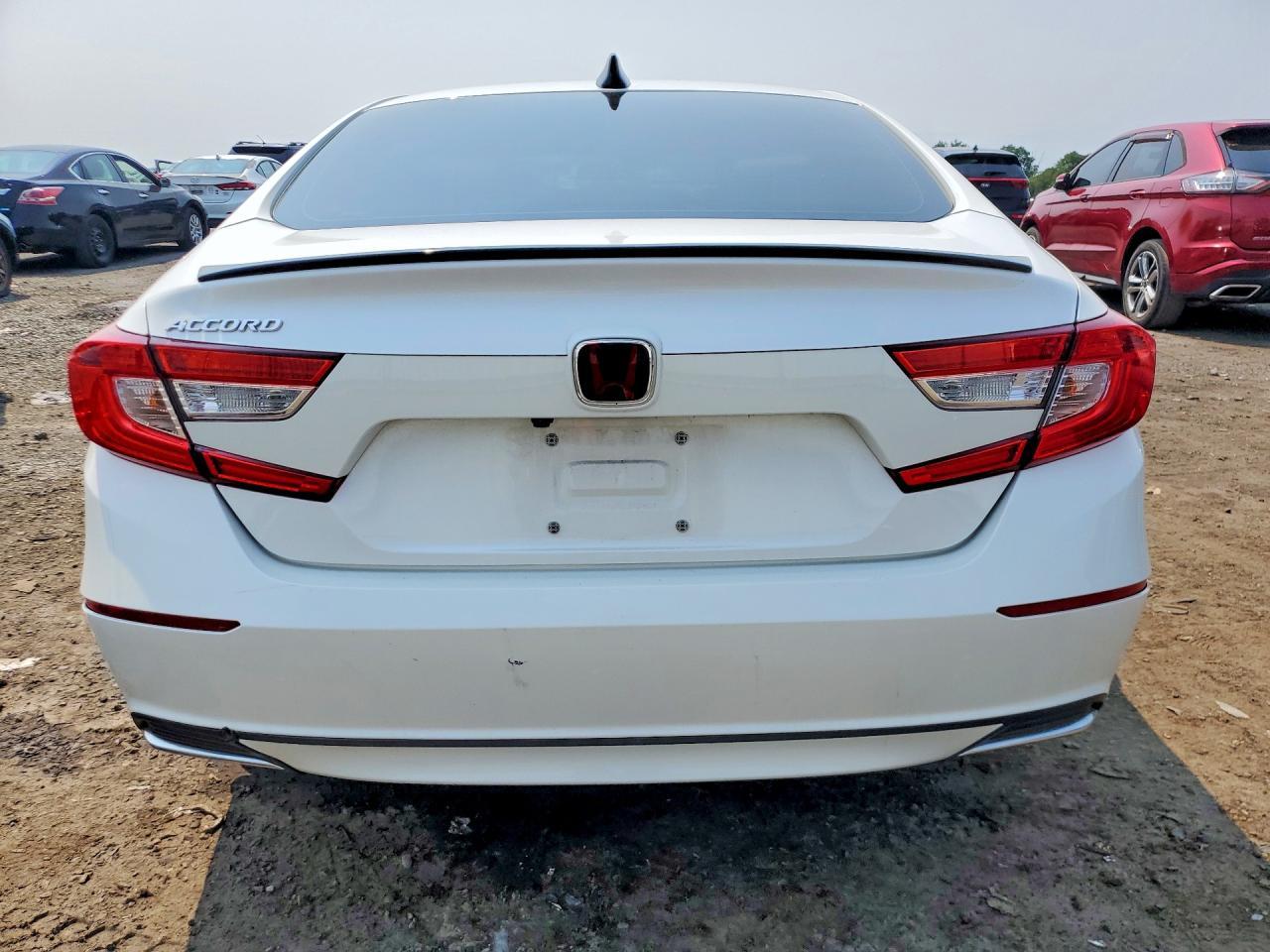 2020 Hond Accord 4D - Image 6