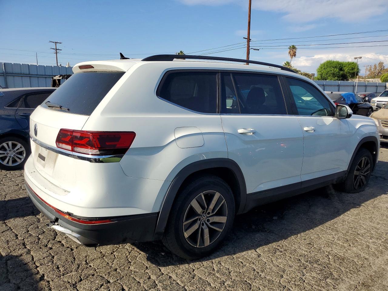 2021 Volkswagen Atlas Se - Фото 3