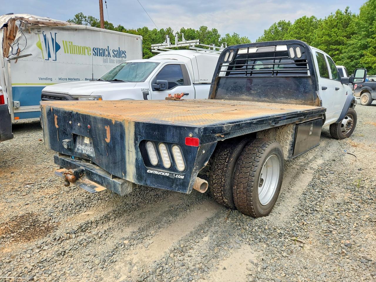 2023 Ram 5500 - Image 3