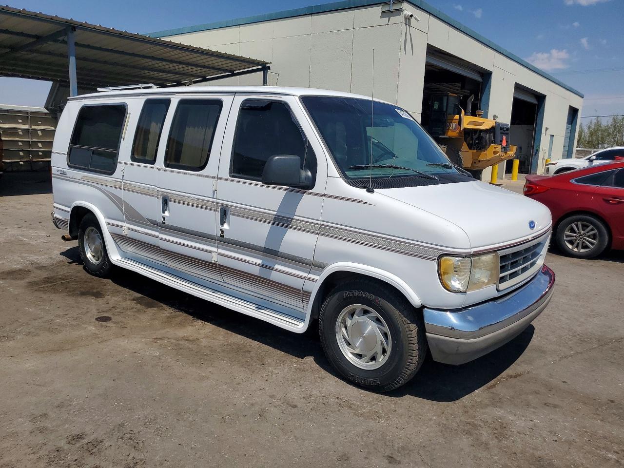 1994 Ford Econoline E150 Van - Фото 4