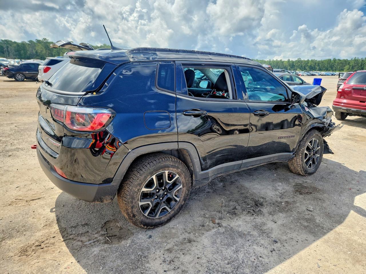 2019 Jeep Compass Trailhawk - Фото 3