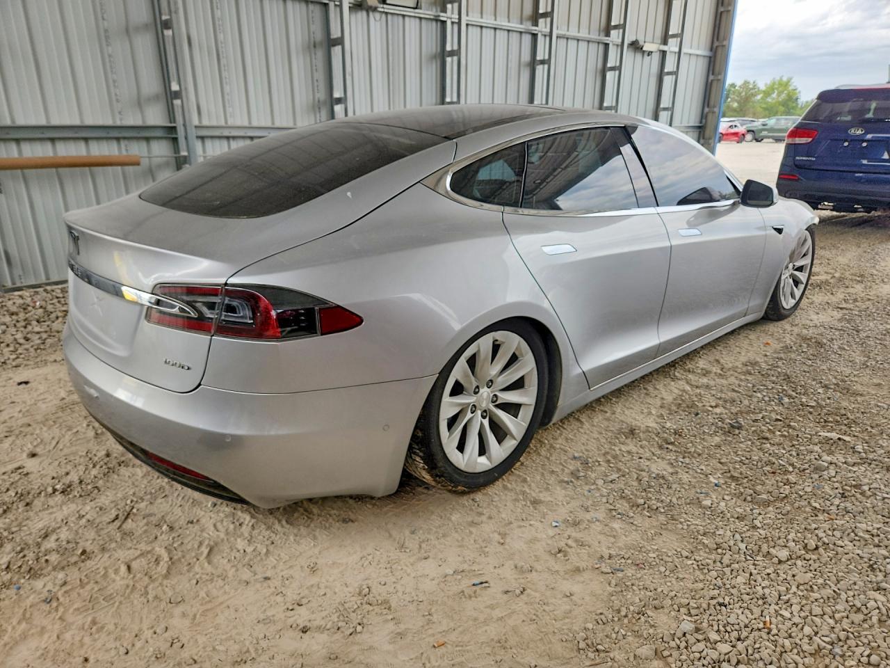2017 Tesla Model S - Фото 3