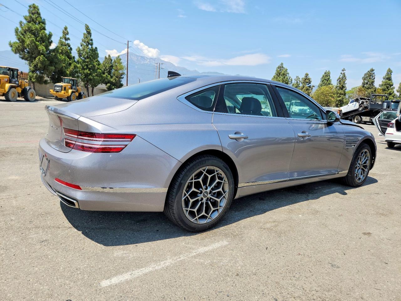 2024 Genesis G80 2.5T - Фото 3