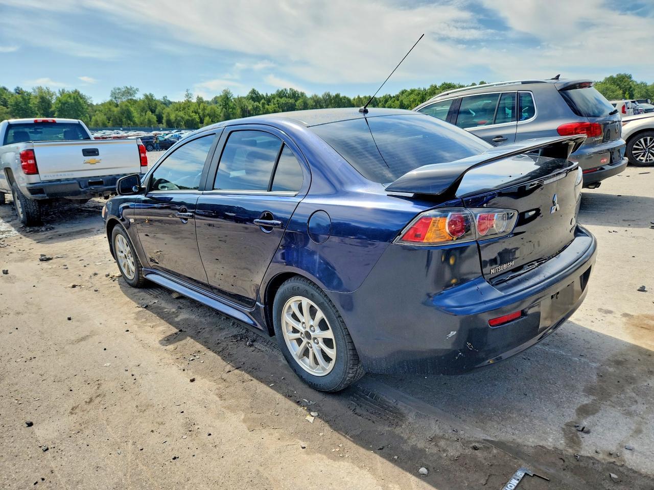 2014 Mitsubishi Lancer Es/Es Sport - Фото 2