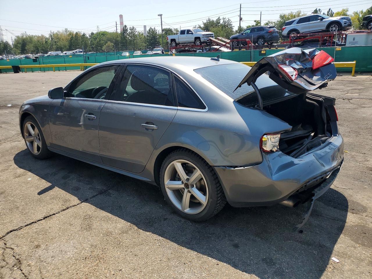 2012 Audi A4 Premium Plus - Фото 2