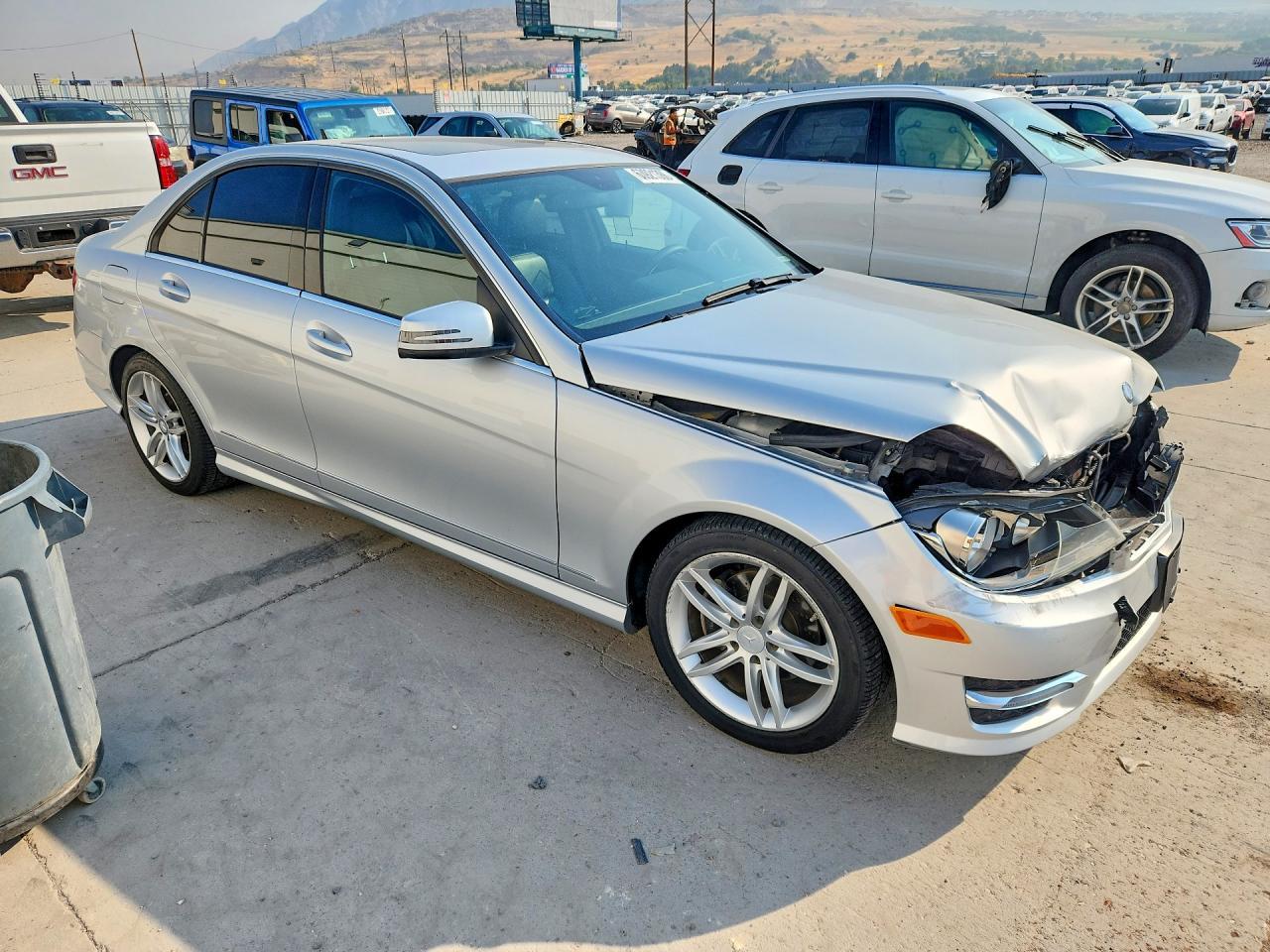 2014 Mercedes-Benz C 250 - Фото 4