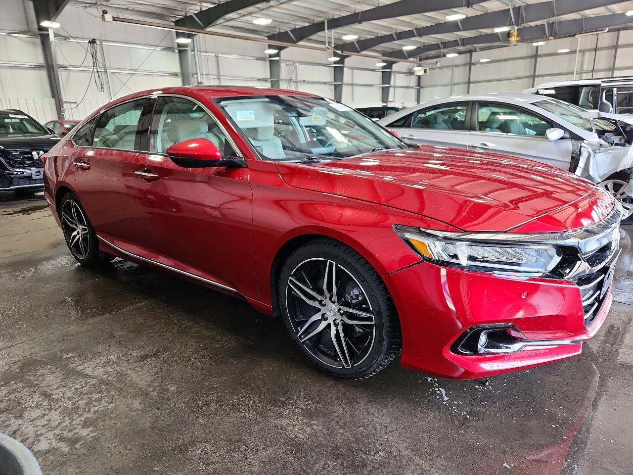 2022 Honda Accord Touring - Image 4