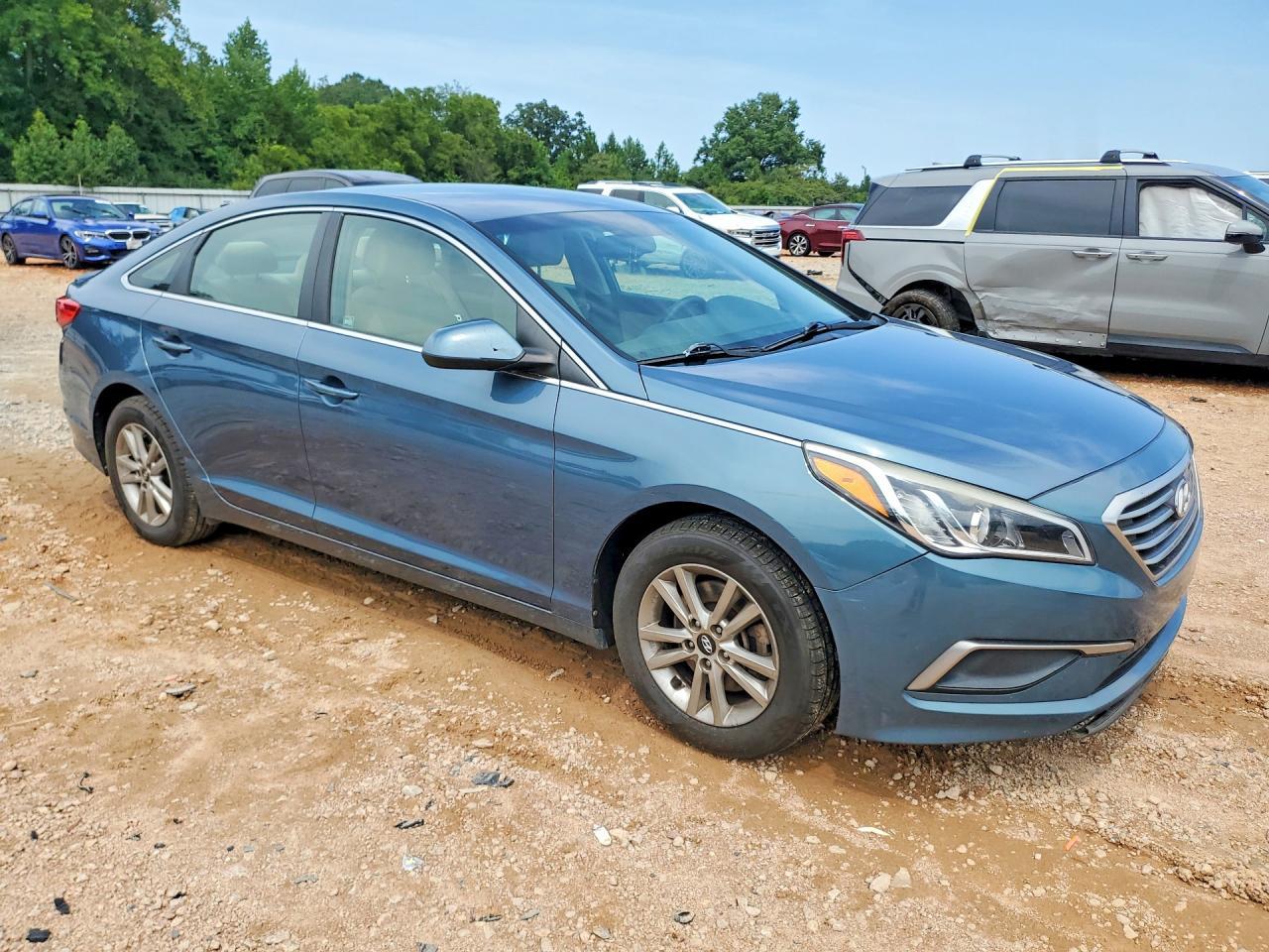 2017 Hyundai Sonata Se - Image 4