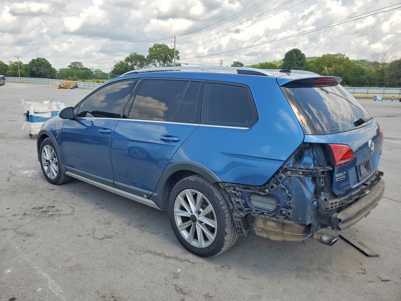 2017 Volkswagen Golf Alltrack S - Фото 2