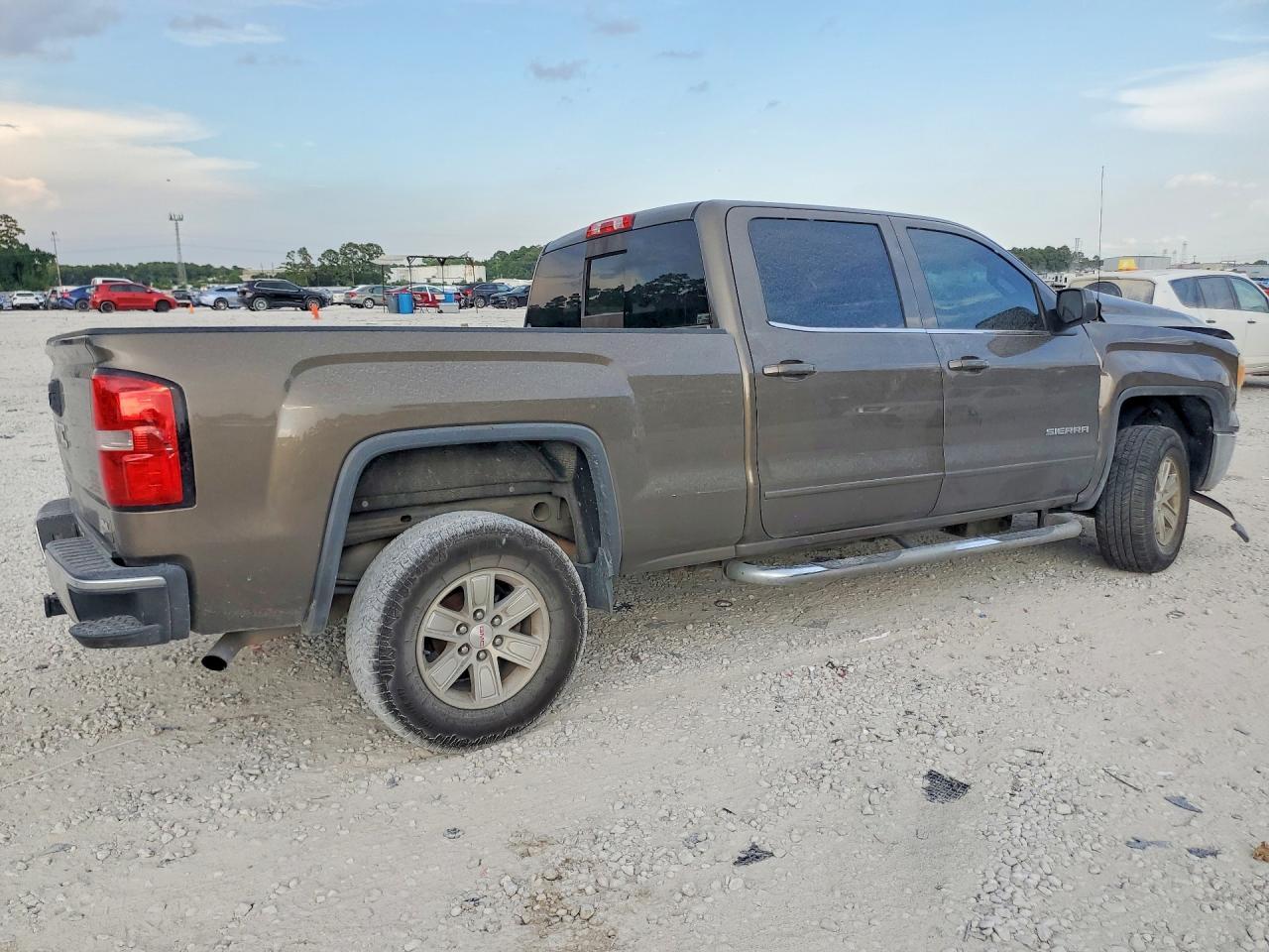 2014 GMC Sierra C1500 Sle - Image 3