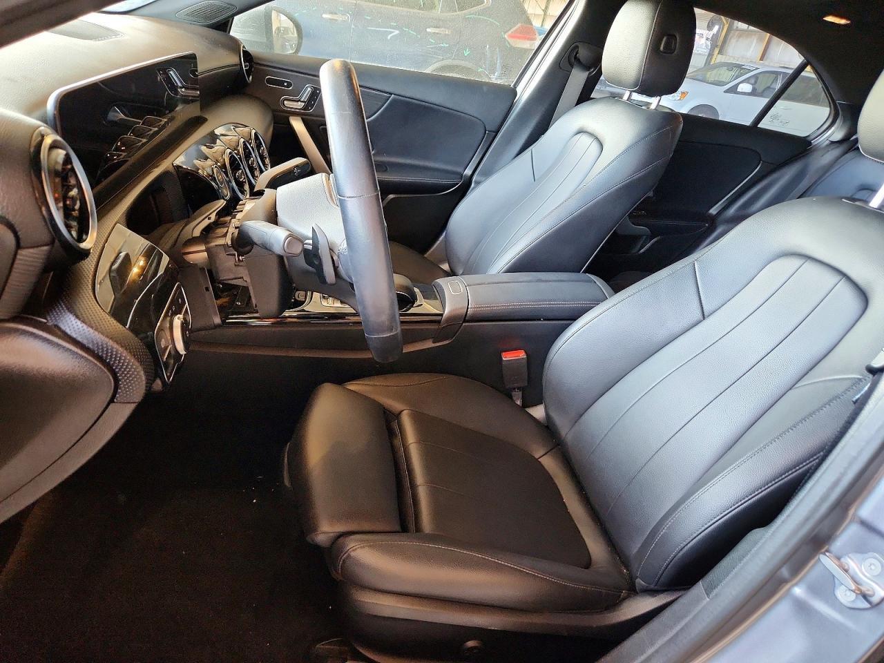 2019 Mercedes-Benz A 220 - Image 7