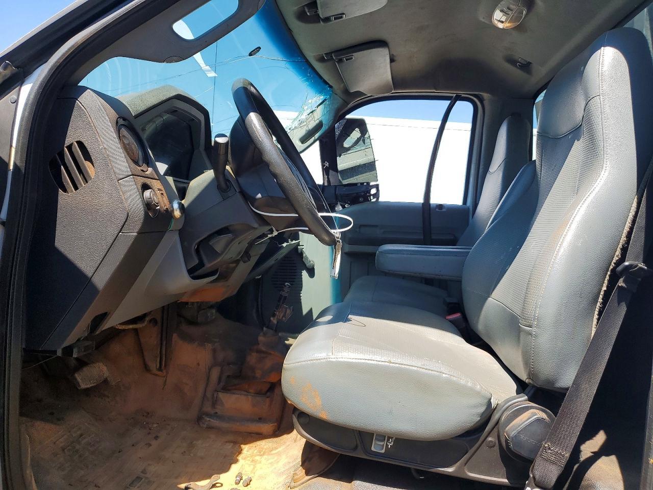 2017 Ford F650 Super Duty - Image 7