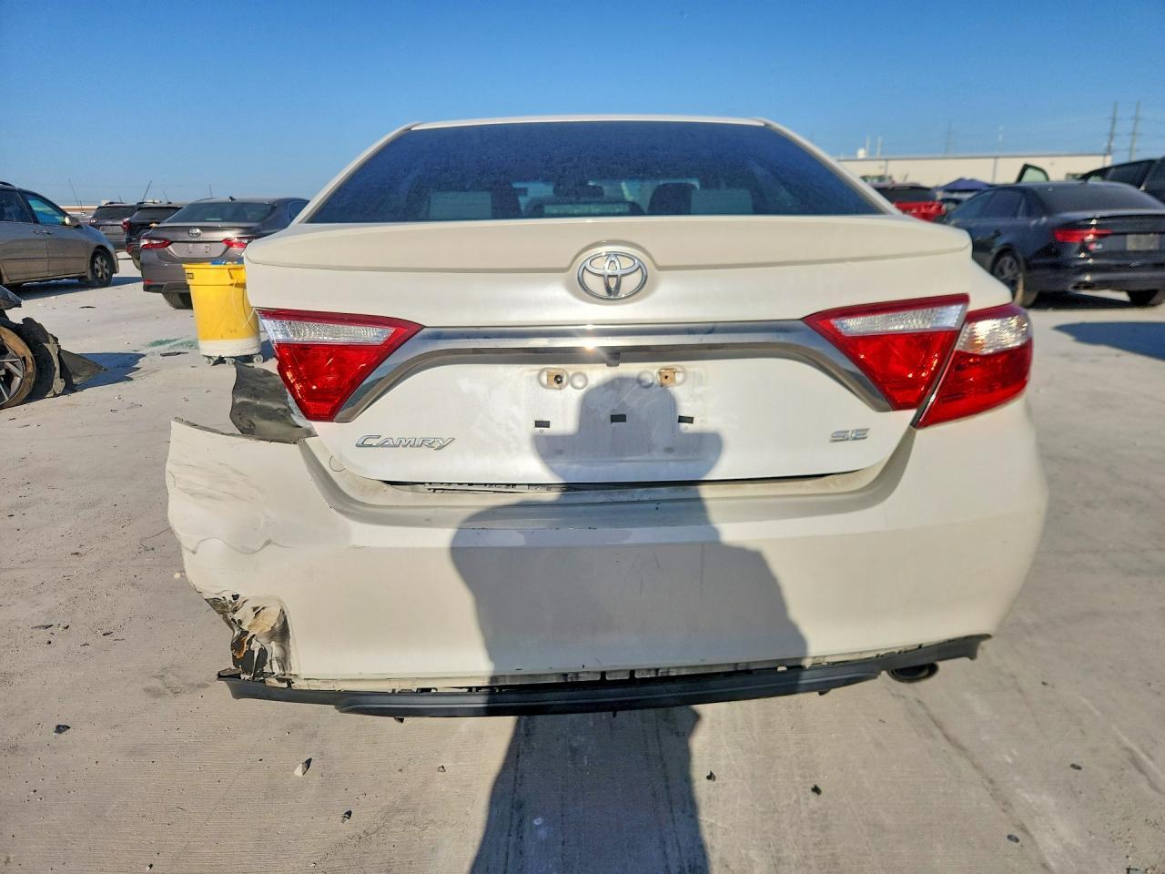 2017 Toyota Camry Se - Image 6
