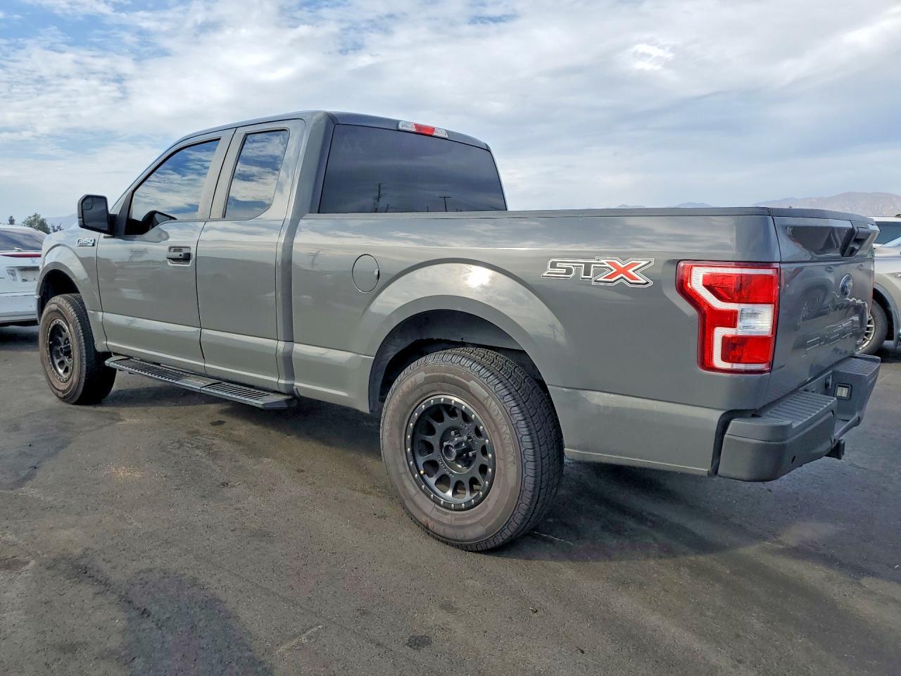 2018 Ford F150 Super Cab - Image 2