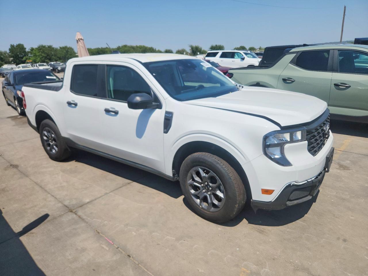 2026 Ford Maverick Xlt - Image 4