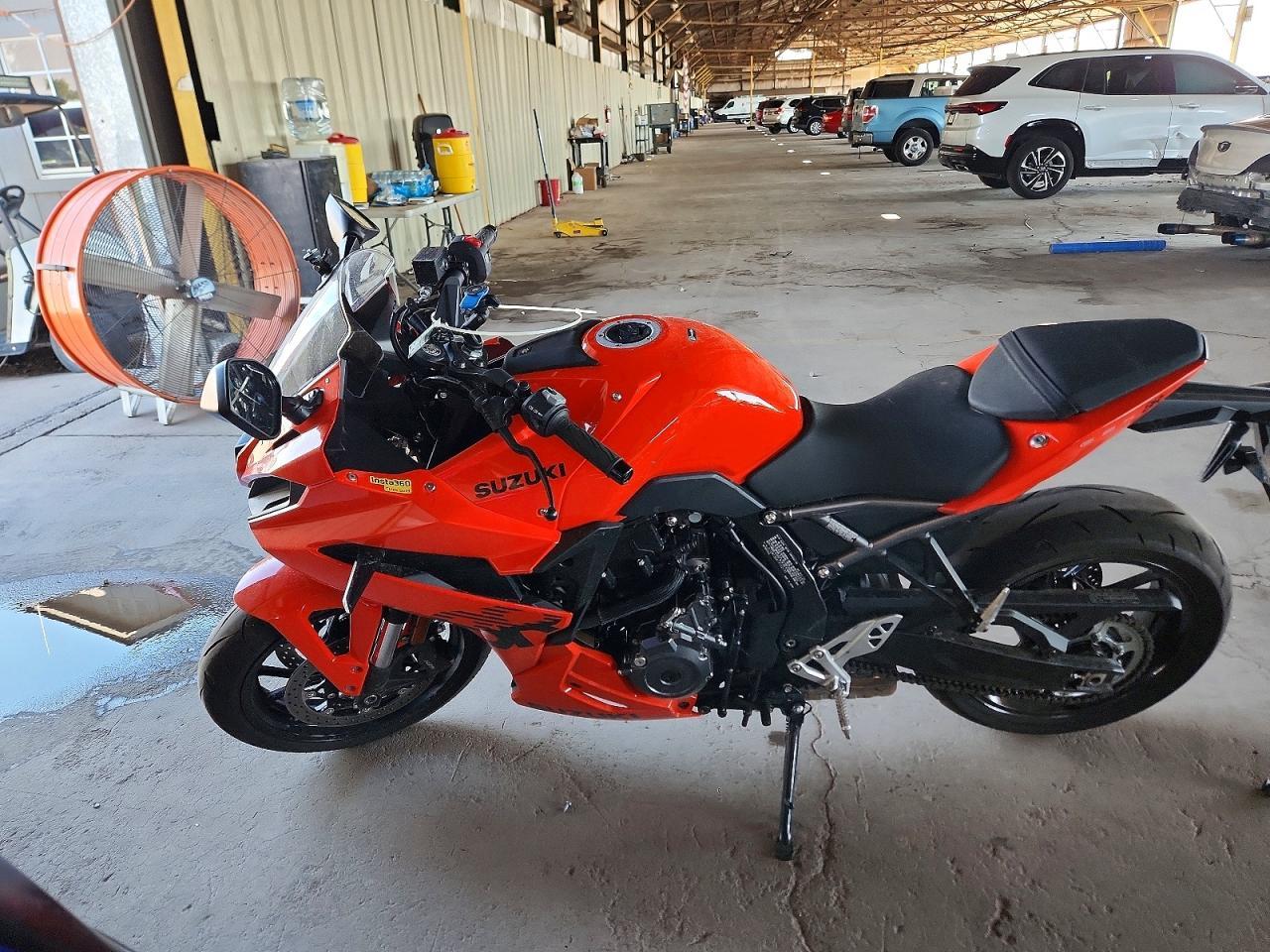 2026 Suzuki Gsx800 F - Image 3